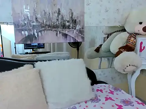 milf bigass  online show from March 26, 12:33 pm