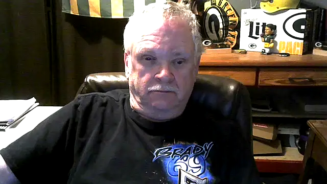 Snapshot of nobledad chatting on March 10, 1:34 am nobledad online show from March 10, 1:34 am