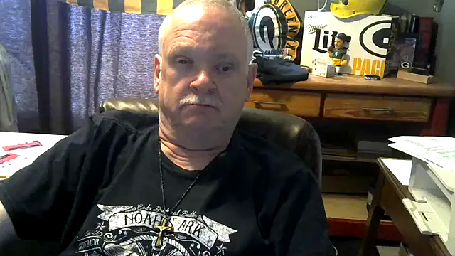 Snapshot of nobledad chatting on March 17, 4:43 pm nobledad online show from March 17, 4:43 pm