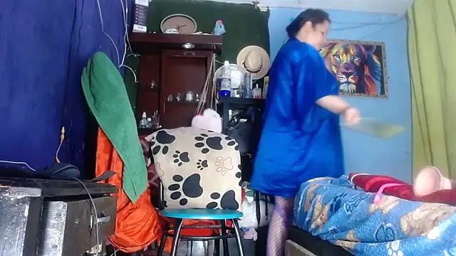 Snapshot of CamelliaLong chatting on October 29, 9:49 pm CamelliaLong online show from October 29, 9:49 pm