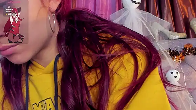 Snapshot of _Scarlett_01 chatting on October 19, 1:34 pm Scarlett 01 online show from October 19, 1:34 pm