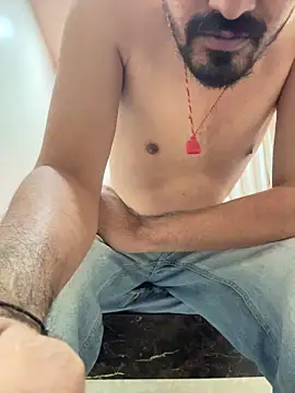 hornyguy271192 online show from December 16, 6:24 pm