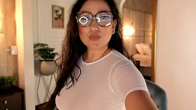 Snapshot of Victoria-Harper chatting on February 11, 12:37 pm Victoria-Harper online show from February 11, 12:37 pm