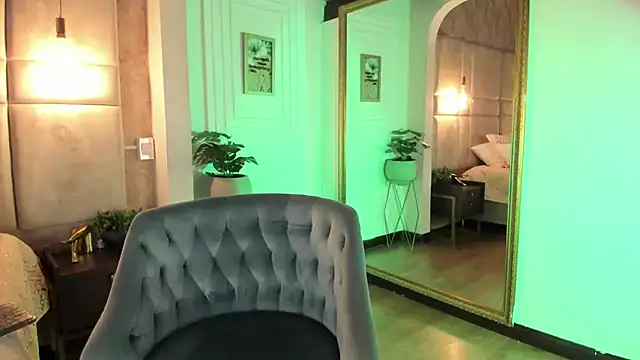 Snapshot of Victoria-Harper chatting on February 13, 12:11 pm Victoria-Harper online show from February 13, 12:11 pm