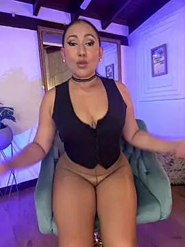 Snapshot of Victoria-Harper chatting on March 4, 12:22 pm Victoria-Harper online show from March 4, 12:22 pm