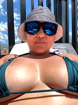 Snapshot of Victoria-Harper chatting on September 23, 6:00 pm Victoria-Harper online show from September 23, 6:00 pm