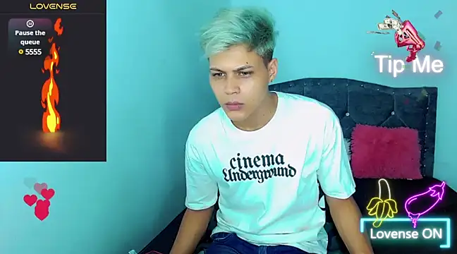 Liamscott  online show from January 30, 6:13 am