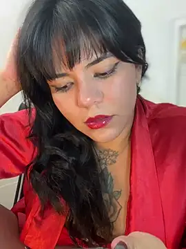 Snapshot of JulianaCastillo chatting on December 25, 2:57 am JulianaCastillo online show from December 25, 2:57 am