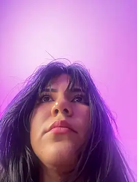Snapshot of JulianaCastillo chatting on March 15, 8:04 am JulianaCastillo online show from March 15, 8:04 am