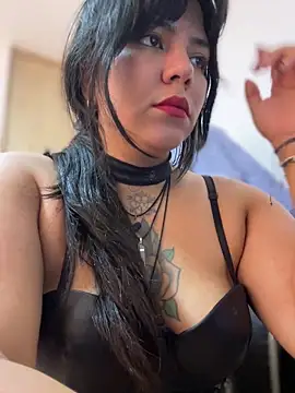 Snapshot of JulianaCastillo chatting on September 20, 4:24 am JulianaCastillo online show from September 20, 4:24 am