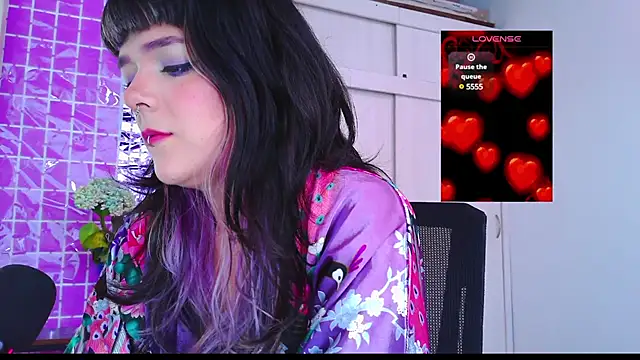 Snapshot of purple_em69 chatting on March 12, 2:45 pm purple em69 online show from March 12, 2:45 pm