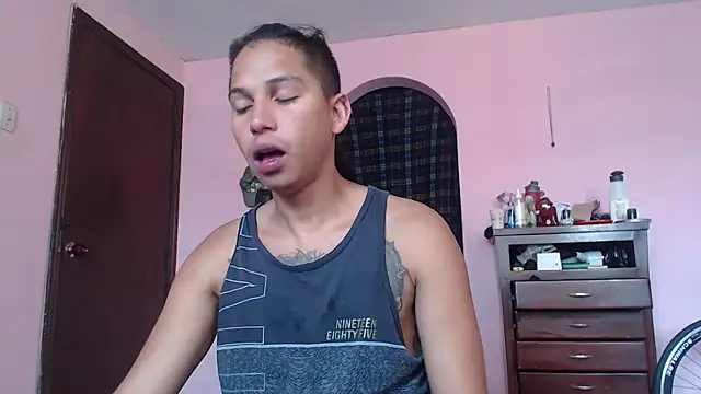 CoreAlejito online show from February 28, 3:48 pm