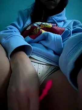 Snapshot of rossana99_ chatting on October 11, 9:52 am rossana99 online show from October 11, 9:52 am