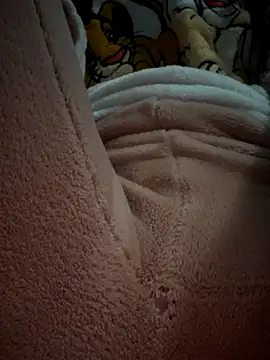 Snapshot of rossana99_ chatting on November 9, 2:37 pm rossana99 online show from November 9, 2:37 pm