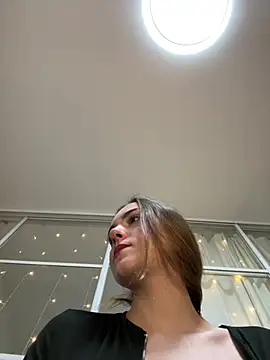 hotAssHell  online show from December 10, 9:44 am