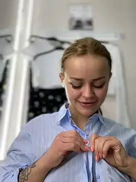 Snapshot of AngelinaTeller chatting on February 7, 5:10 am AngelinaTeller online show from February 7, 5:10 am