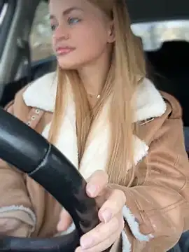 Snapshot of AngelinaTeller chatting on March 1, 3:10 am AngelinaTeller online show from March 1, 3:10 am