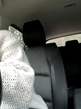 Snapshot of AngelinaTeller chatting on October 3, 1:35 am AngelinaTeller online show from October 3, 1:35 am