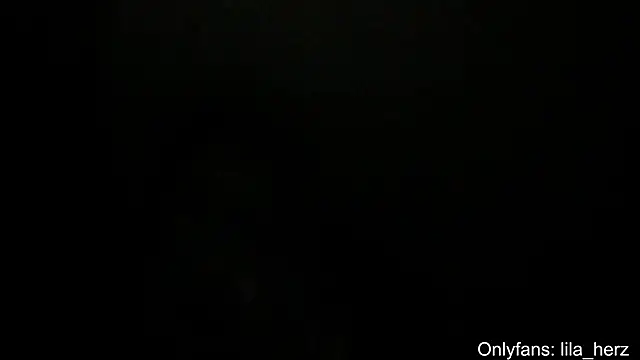 Snapshot of Liherz chatting on February 7, 4:48 am Liherz online show from February 7, 4:48 am