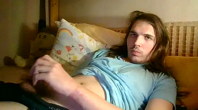 Snapshot of Davideksexy chatting on December 9, 8:01 pm Davideksexy online show from December 9, 8:01 pm