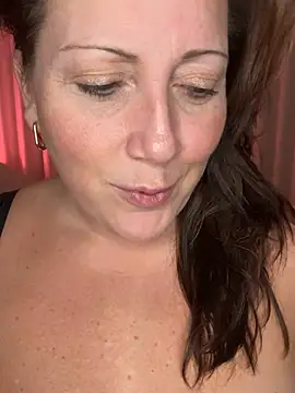 Snapshot of xsexycurvymilf chatting on January 13, 2:53 pm xsexycurvymilf online show from January 13, 2:53 pm