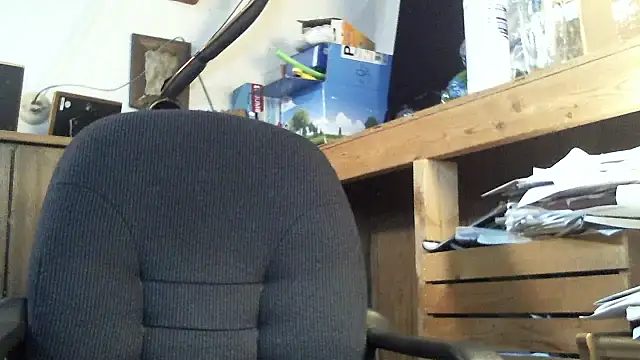 handsomeguy0729 online show from October 17, 11:51 pm