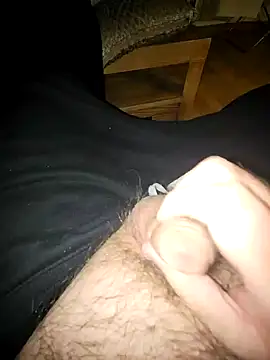 Snapshot of hotdog4you2 chatting on February 1, 12:18 am hotdog4you2 online show from February 1, 12:18 am