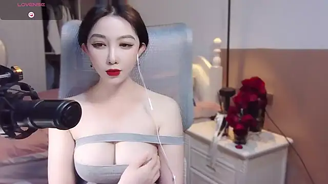 Snapshot of vyizh- chatting on January 14, 6:13 am vyizh- online show from January 14, 6:13 am