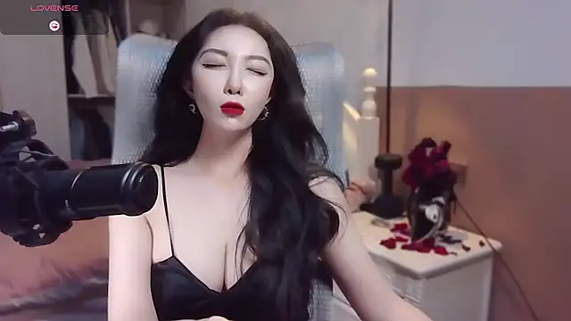 Snapshot of vyizh- chatting on January 15, 4:54 pm vyizh- online show from January 15, 4:54 pm