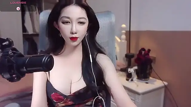 Snapshot of vyizh- chatting on January 16, 5:11 am vyizh- online show from January 16, 5:11 am