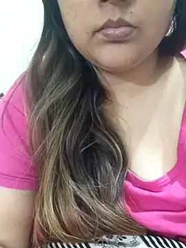 Snapshot of _Redwine_ chatting on February 6, 6:13 pm  Redwine  online show from February 6, 6:13 pm