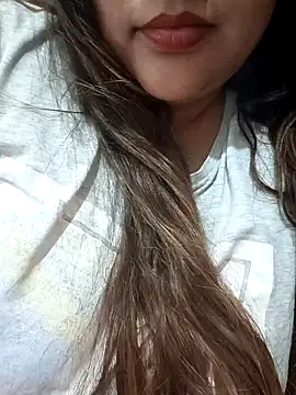 Snapshot of _Redwine_ chatting on February 12, 3:16 pm  Redwine  online show from February 12, 3:16 pm