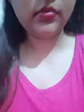 Snapshot of _Redwine_ chatting on February 13, 9:06 pm  Redwine  online show from February 13, 9:06 pm