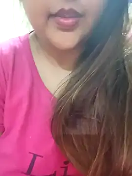 Snapshot of _Redwine_ chatting on February 14, 5:03 pm  Redwine  online show from February 14, 5:03 pm