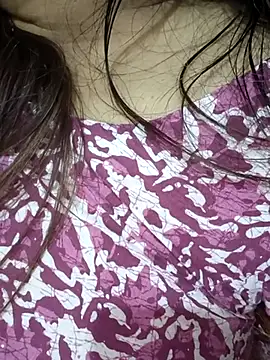 Snapshot of _Redwine_ chatting on February 20, 7:30 pm  Redwine  online show from February 20, 7:30 pm