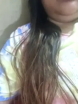 Snapshot of _Redwine_ chatting on February 27, 7:47 pm  Redwine  online show from February 27, 7:47 pm