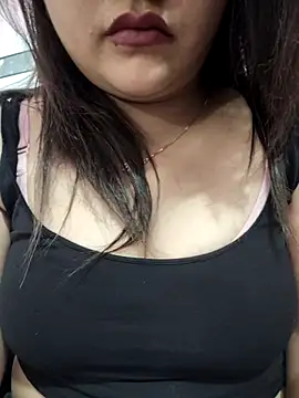 Snapshot of _Redwine_ chatting on March 17, 4:11 pm  Redwine  online show from March 17, 4:11 pm