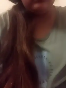 Snapshot of _Redwine_ chatting on October 29, 3:53 am  Redwine  online show from October 29, 3:53 am