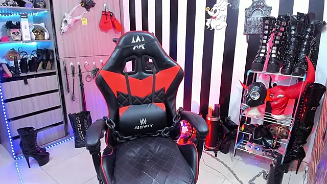 daven56 online show from October 16, 1:34 pm