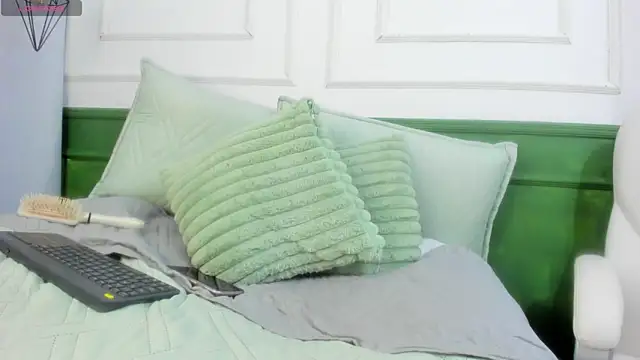 nikkita ubba online show from September 23, 7:28 pm