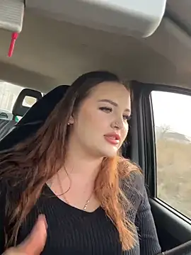 Snapshot of leila_beayte_ chatting on March 15, 12:34 pm leila beayte online show from March 15, 12:34 pm