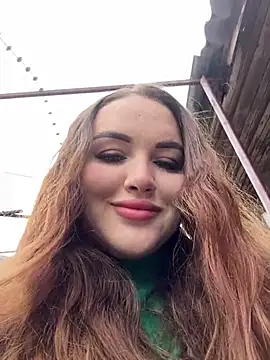 Snapshot of leila_beayte_ chatting on March 16, 9:49 am leila beayte online show from March 16, 9:49 am
