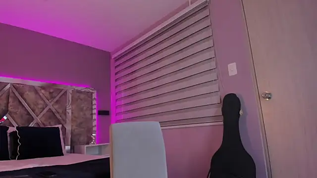 Amareto  online show from February 1, 11:21 am