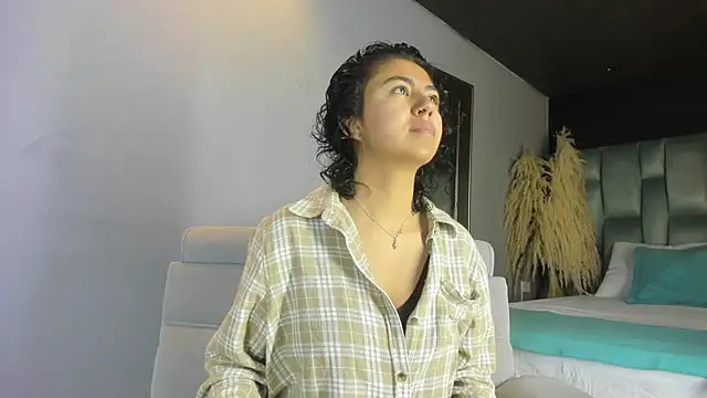 Amareto  online show from February 6, 11:10 am