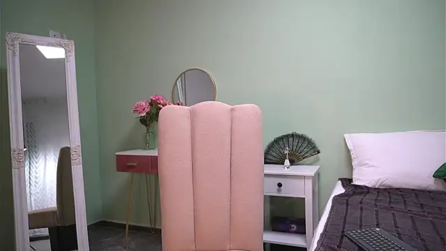 HaileyMoonn online show from October 20, 4:02 am