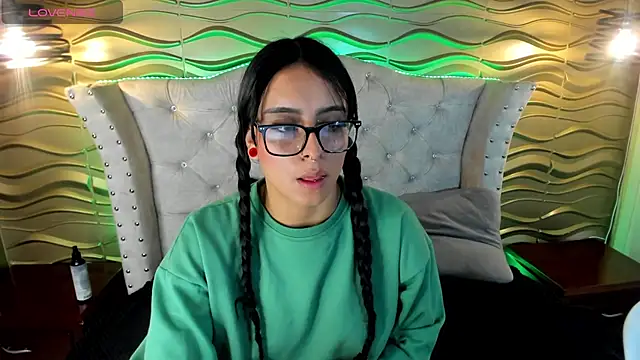 Andreita Jones online show from January 24, 2:41 pm