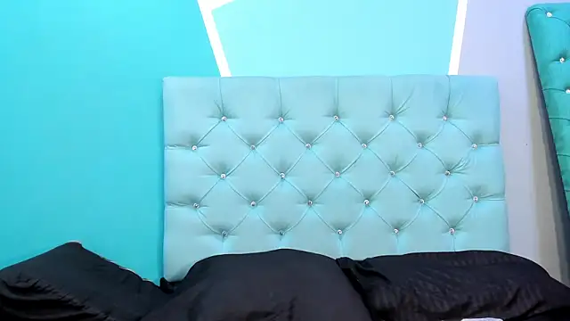 AlondraFerri1 online show from February 7, 3:23 am