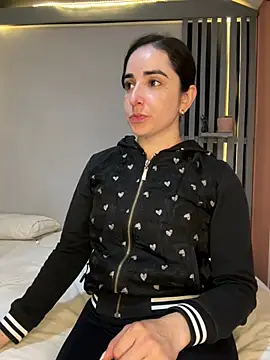 Snapshot of Victoria-And1 chatting on January 29, 1:16 am Victoria-And1 online show from January 29, 1:16 am