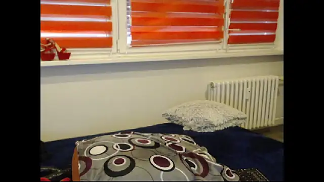 Snapshot of Alexie33 chatting on September 29, 9:25 am Alexie33 online show from September 29, 9:25 am