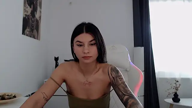 Simply the best online show from March 18, 2:26 pm